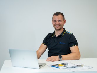 Andrej Hill