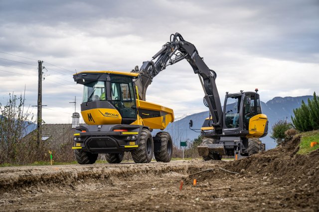 Dumper Mecalac Revotruck