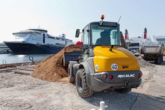 Nakladač Mecalac AF Series	